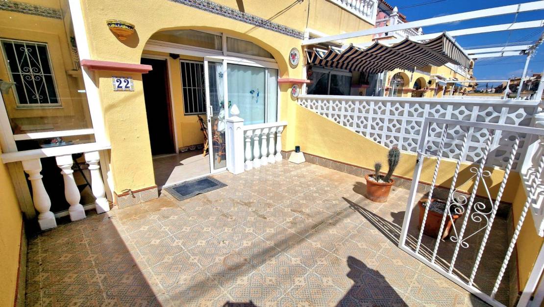 Sale - Terraced house - Torrevieja - La Siesta - El Salado - Torreta