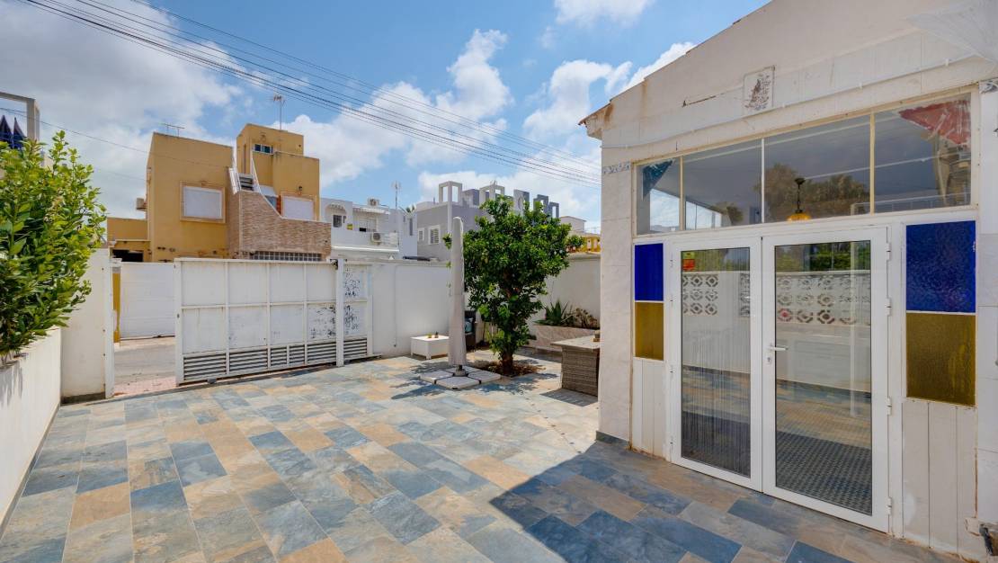 Sale - Terraced house - Torrevieja - La Siesta - El Salado - Torreta