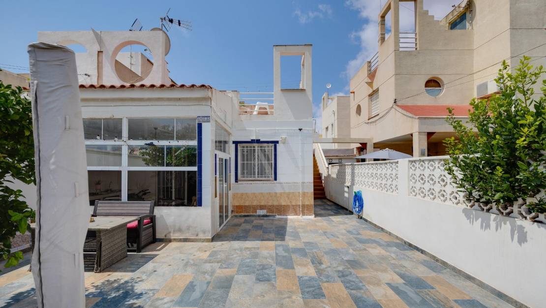 Sale - Terraced house - Torrevieja - La Siesta - El Salado - Torreta