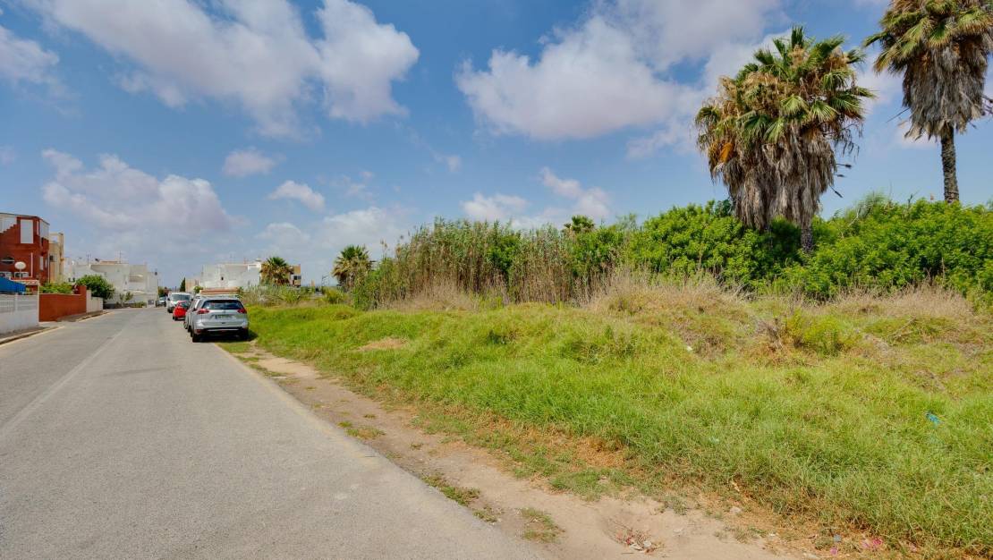 Sale - Terraced house - Torrevieja - La Siesta - El Salado - Torreta