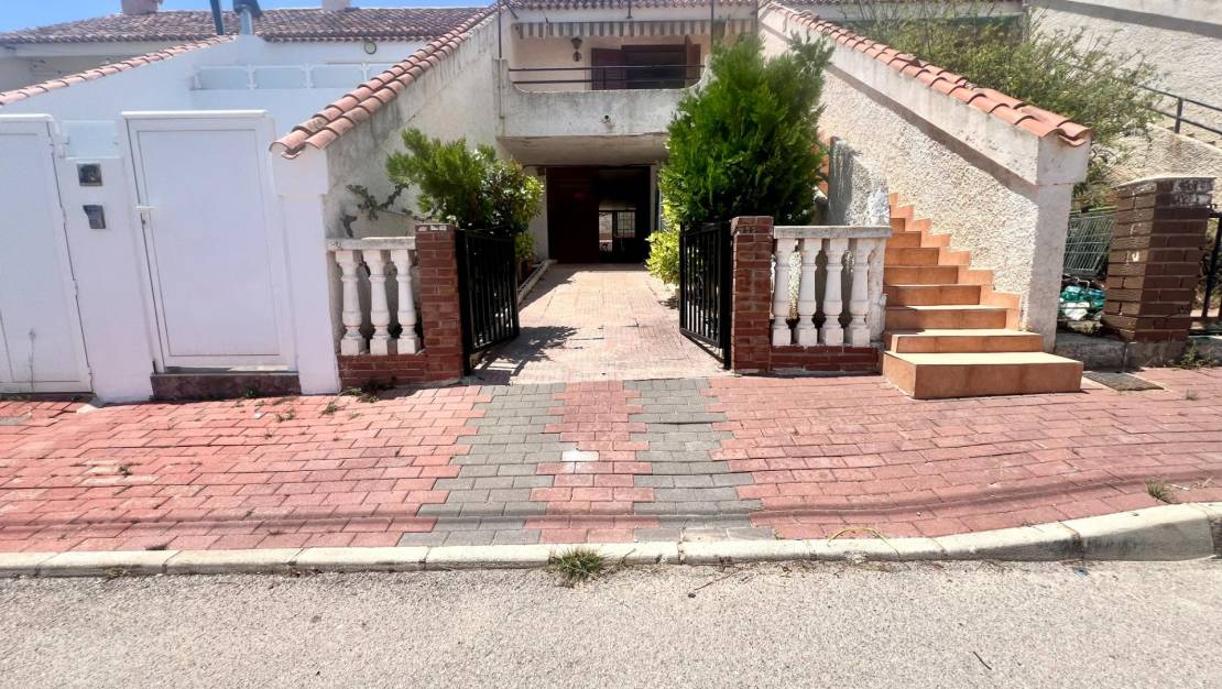 Sale - Terraced house - Torrevieja - Los Balcones