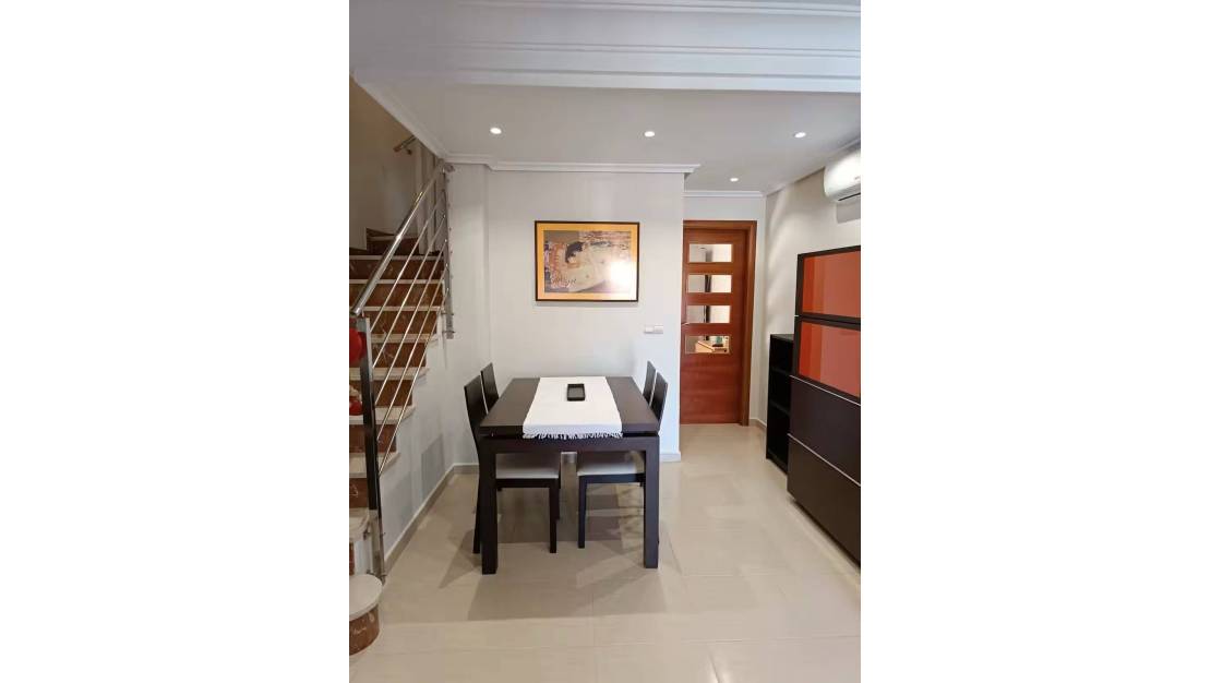 Sale - Terraced house - Torrevieja - Parque Acuático - Sector 25