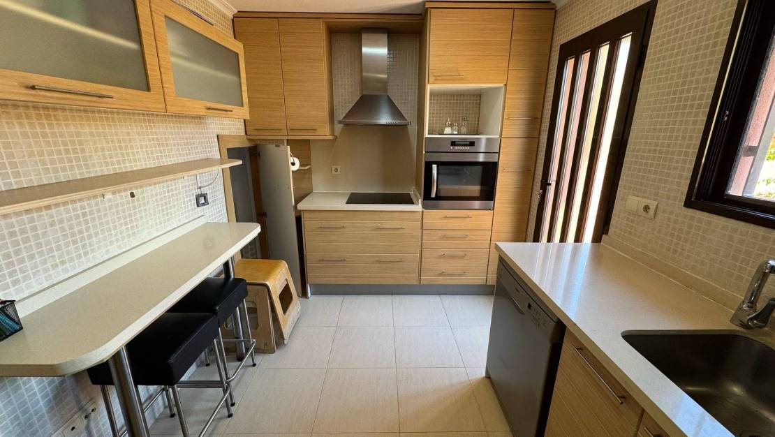 Sale - Terraced house - Torrevieja - Parque Acuático - Sector 25