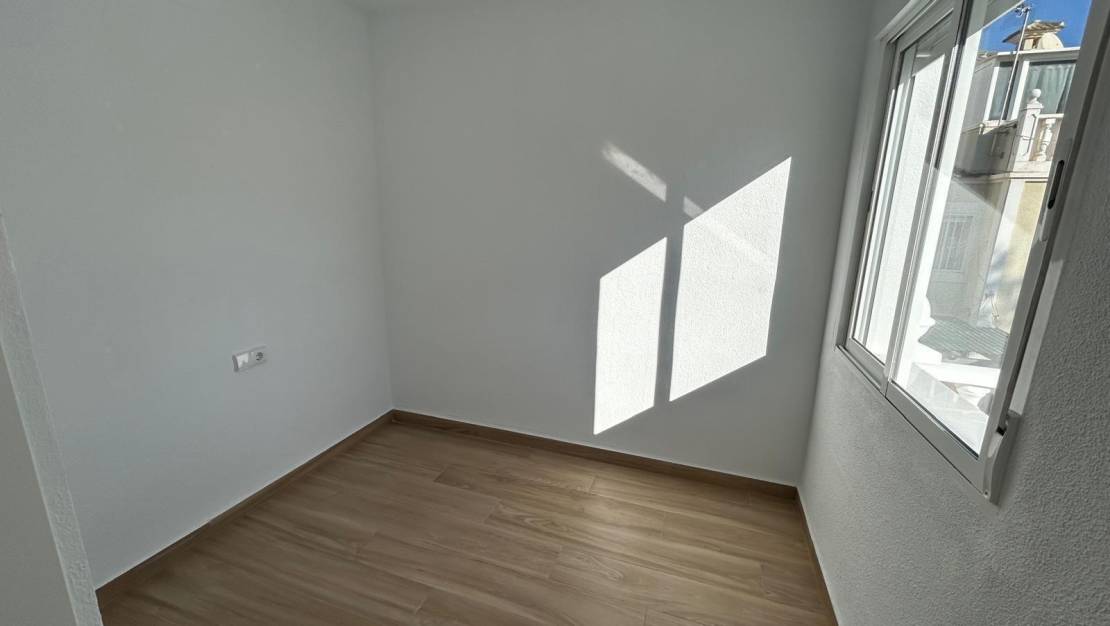 Sale - Terraced house - Torrevieja - Parque las naciones