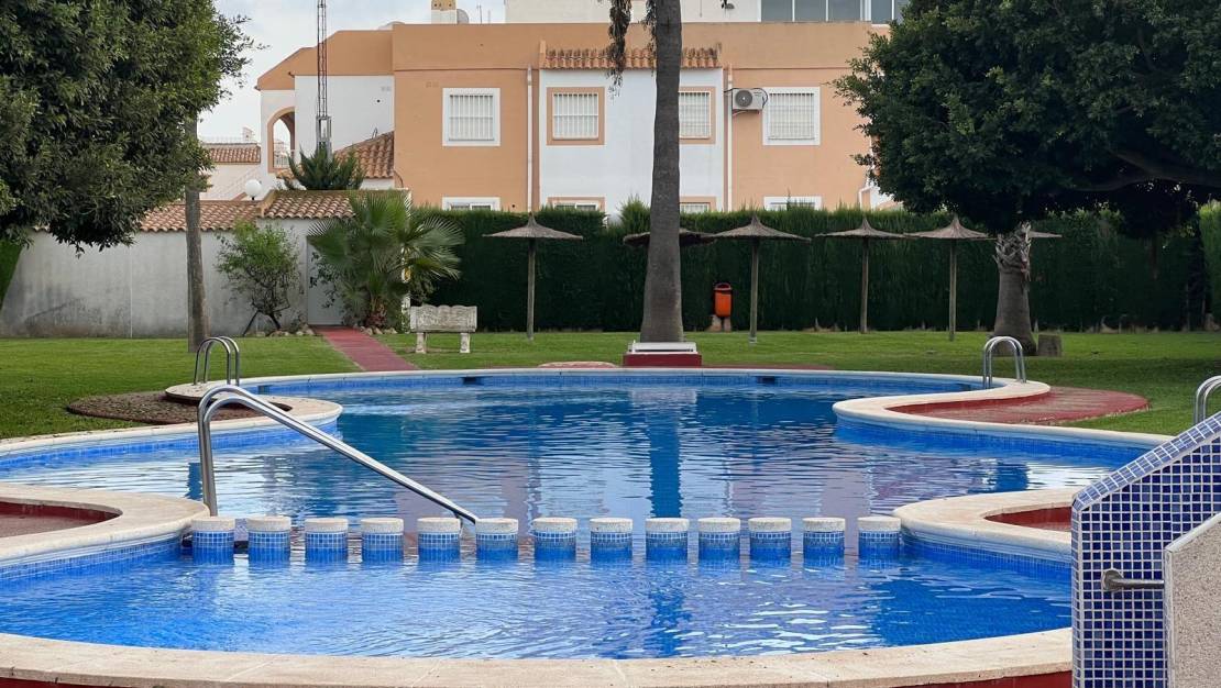 Sale - Terraced house - Torrevieja - Torretas