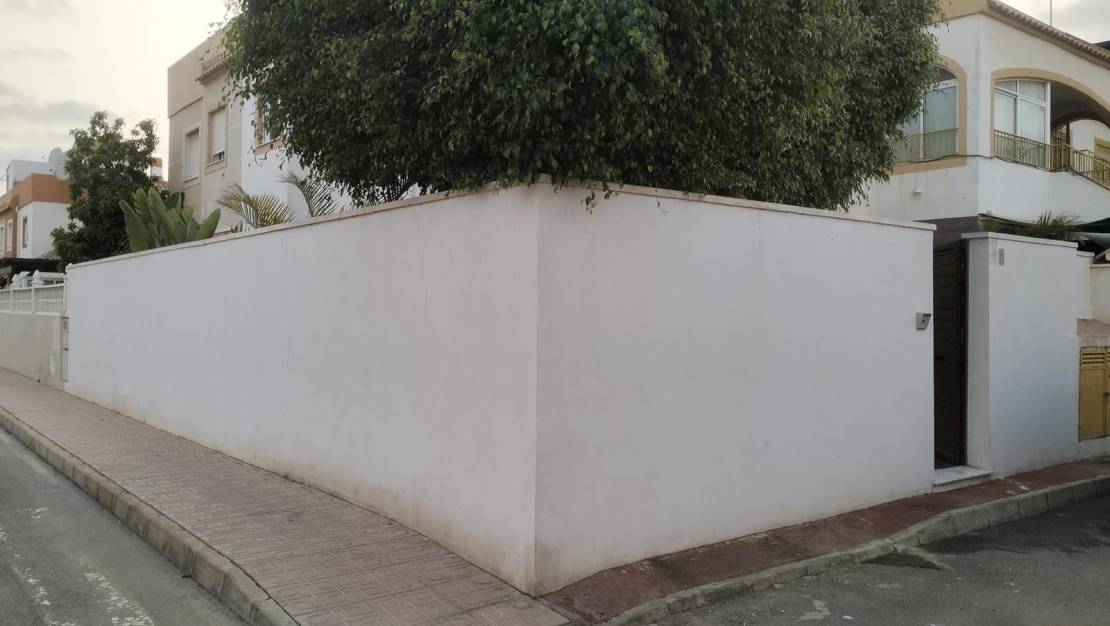 Sale - Terraced house - Torrevieja - Torretas