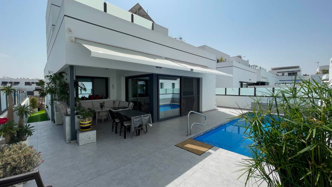 Sale - Town House - Alicante - Alicante Centro