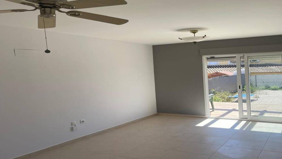 Sale - Town House - Beniarbeig - Beniarbeig Centro