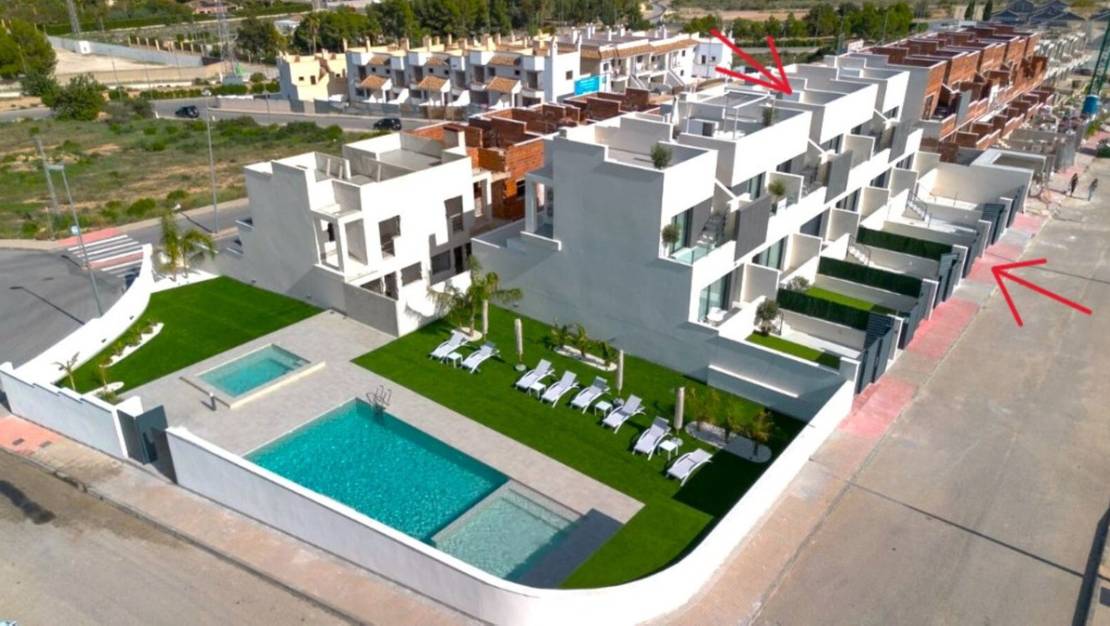 Sale - Town House - Cox