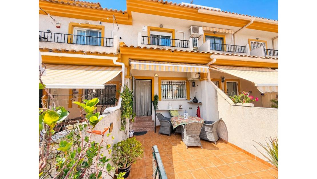Sale - Town House - Daya Nueva - Daya Nueva Centro