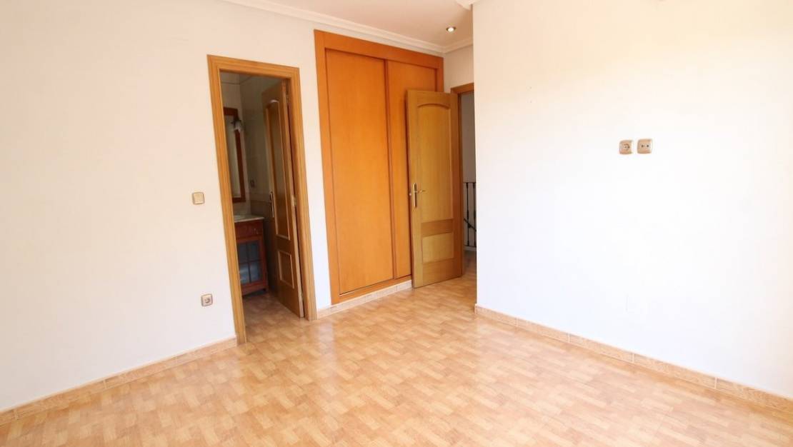 Sale - Town House - Formentera del Segura - Los Palacios