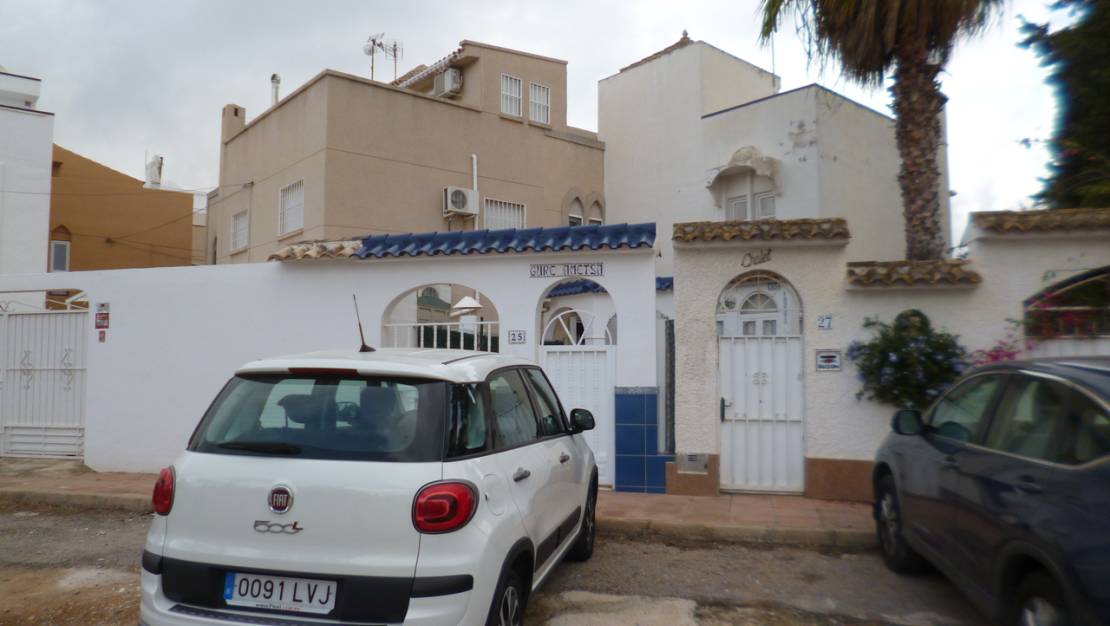 Sale - Town House - La Zenia