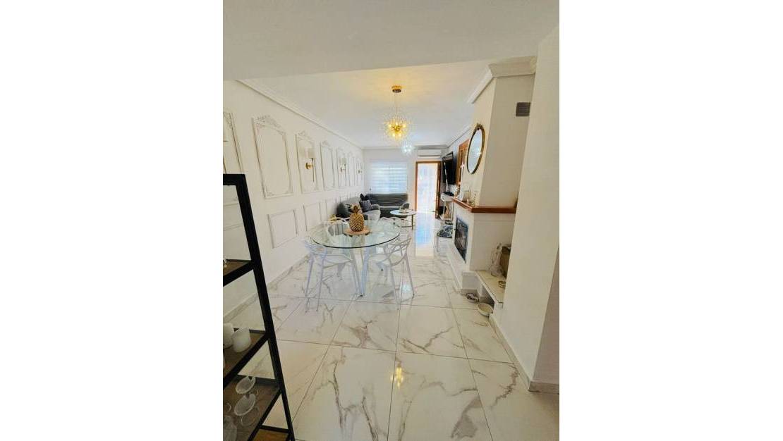 Sale - Town House - Los Altos