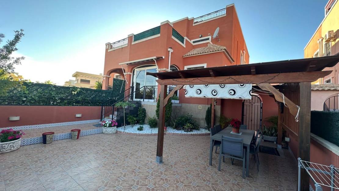 Sale - Town House - Los Montesinos - Los Montesinos Centro