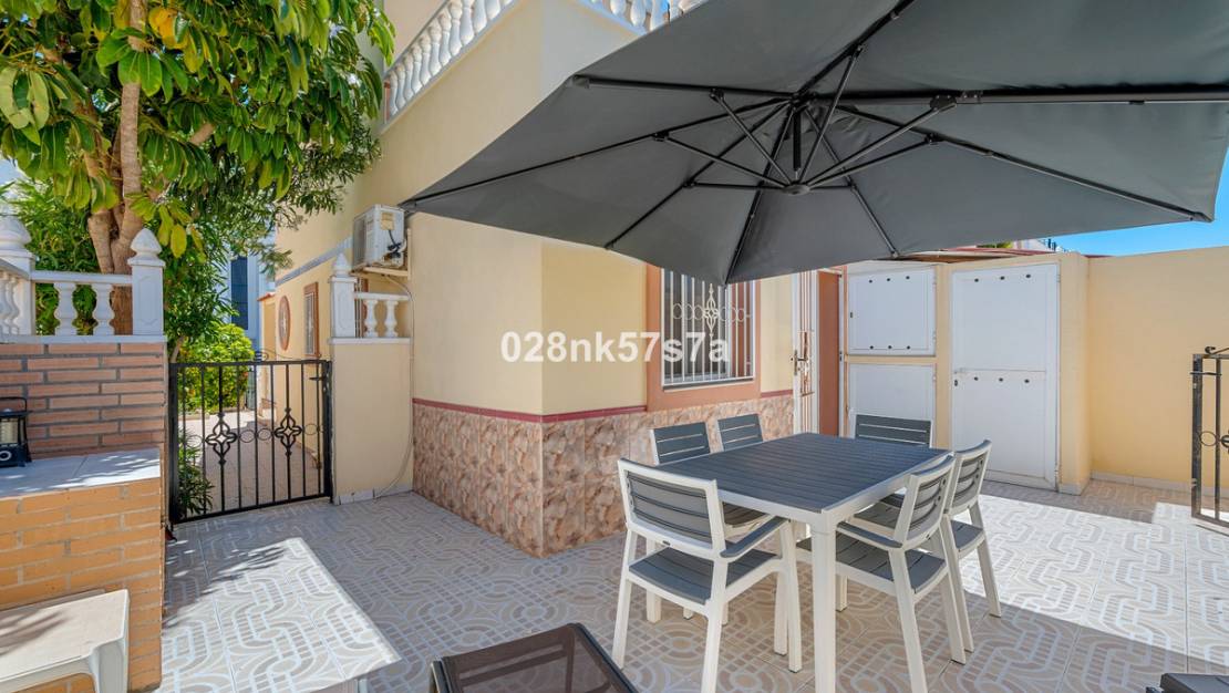 Sale - Town House - Orihuela - La Zenia