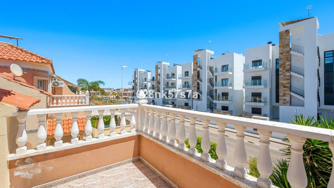 Sale - Town House - Orihuela - La Zenia