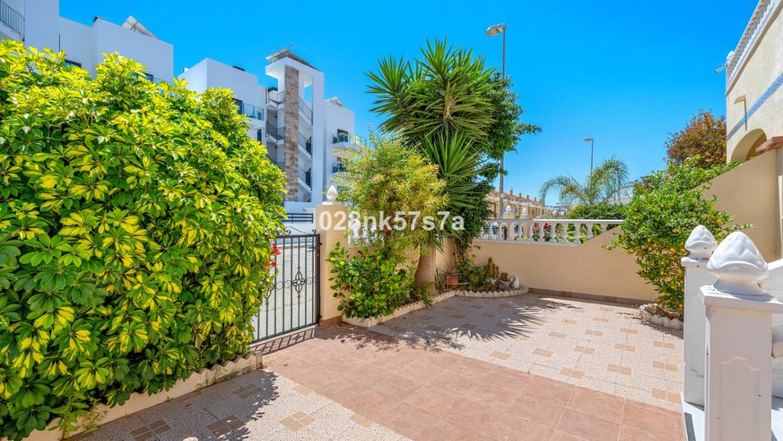 Sale - Town House - Orihuela - La Zenia