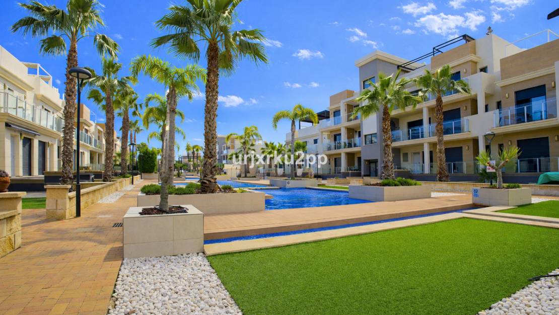 Sale - Town House - Orihuela - La Zenia