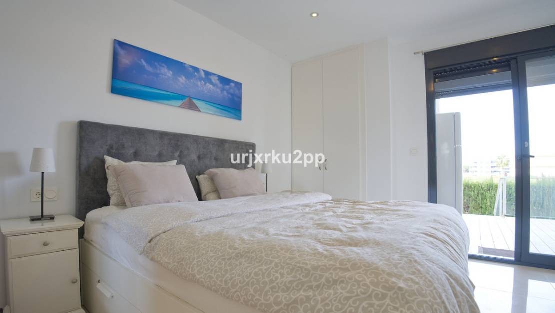 Sale - Town House - Orihuela - La Zenia