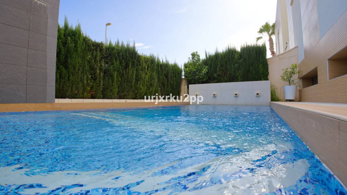 Sale - Town House - Orihuela - La Zenia