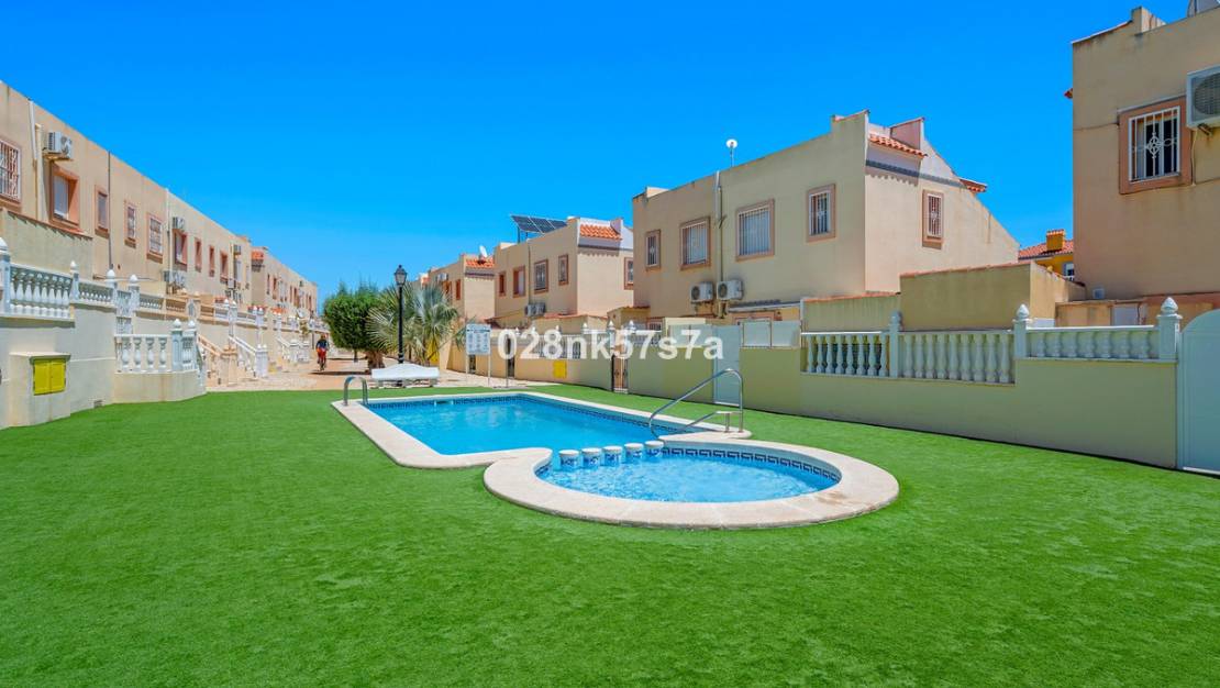 Sale - Town House - Orihuela - La Zenia