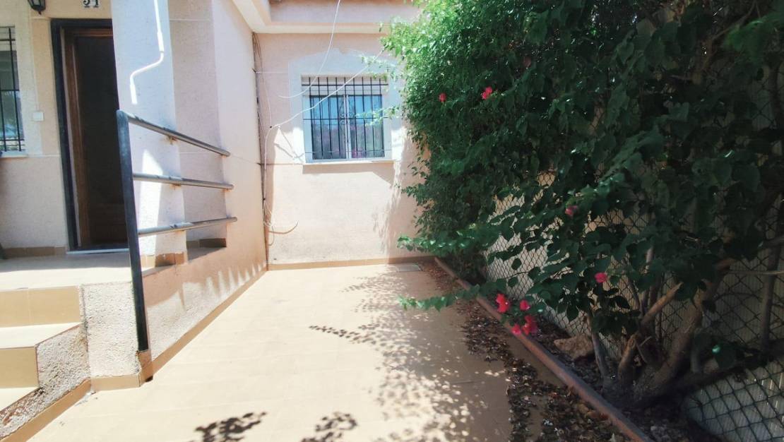 Sale - Town House - Orihuela - La Zenia