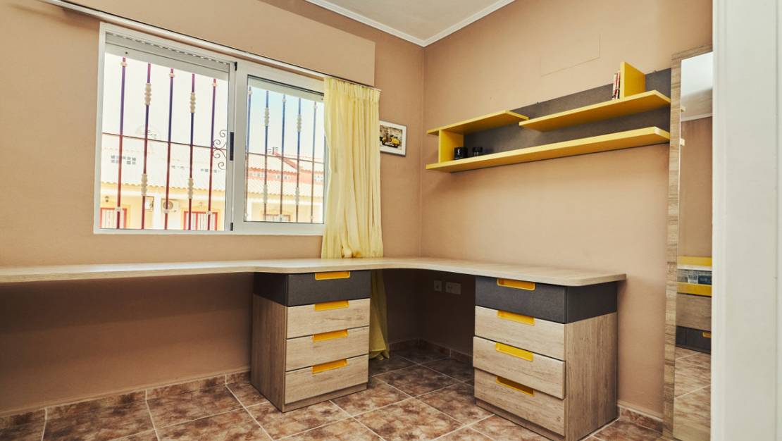 Sale - Town House - Orihuela - La Zenia