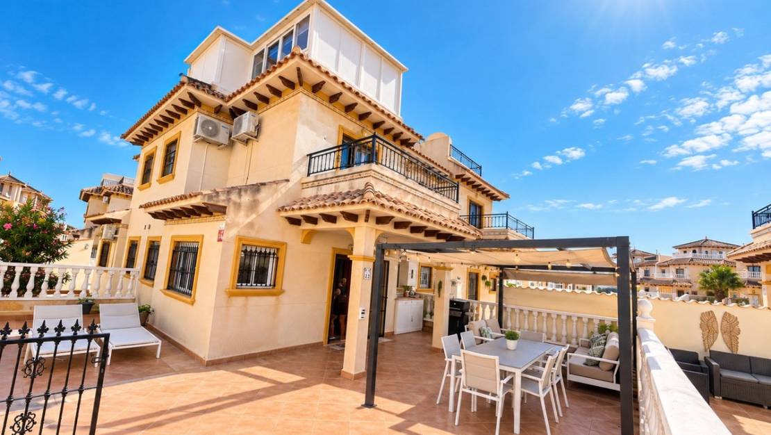 Sale - Town House - Orihuela - La Zenia