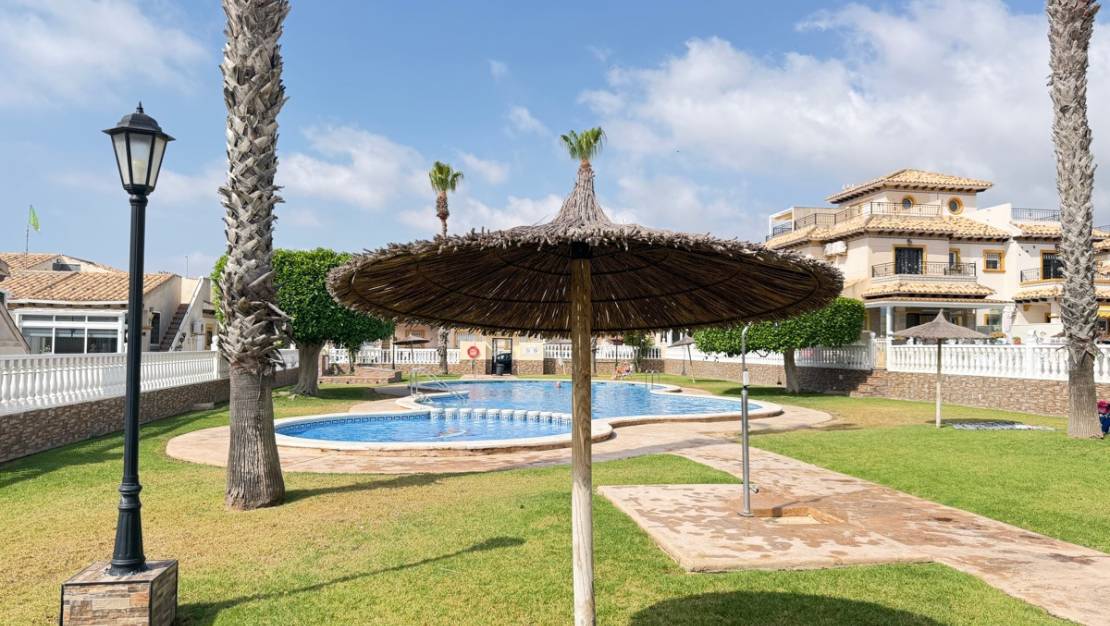 Sale - Town House - Orihuela - La Zenia