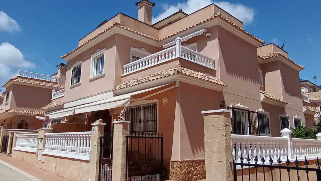 Sale - Town House - Orihuela - Los Dolses