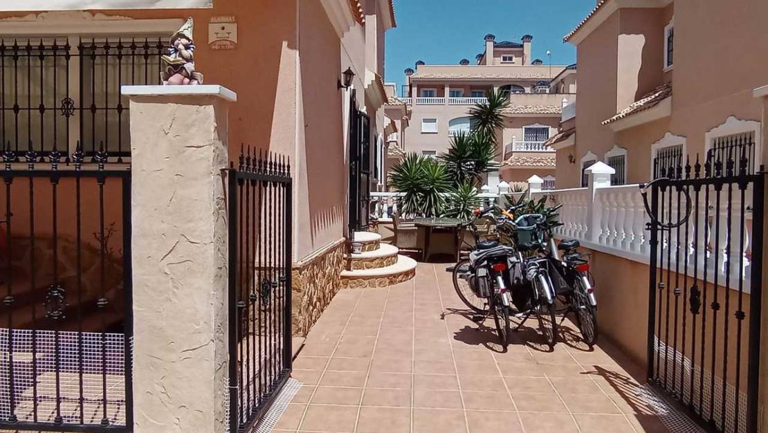 Sale - Town House - Orihuela - Los Dolses
