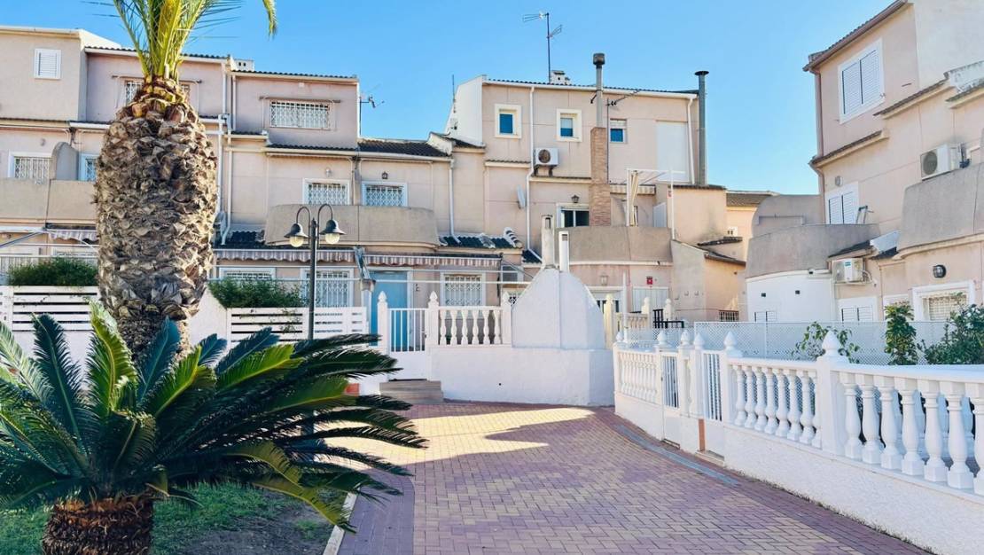 Sale - Town House - Orihuela - Mil Palmeras