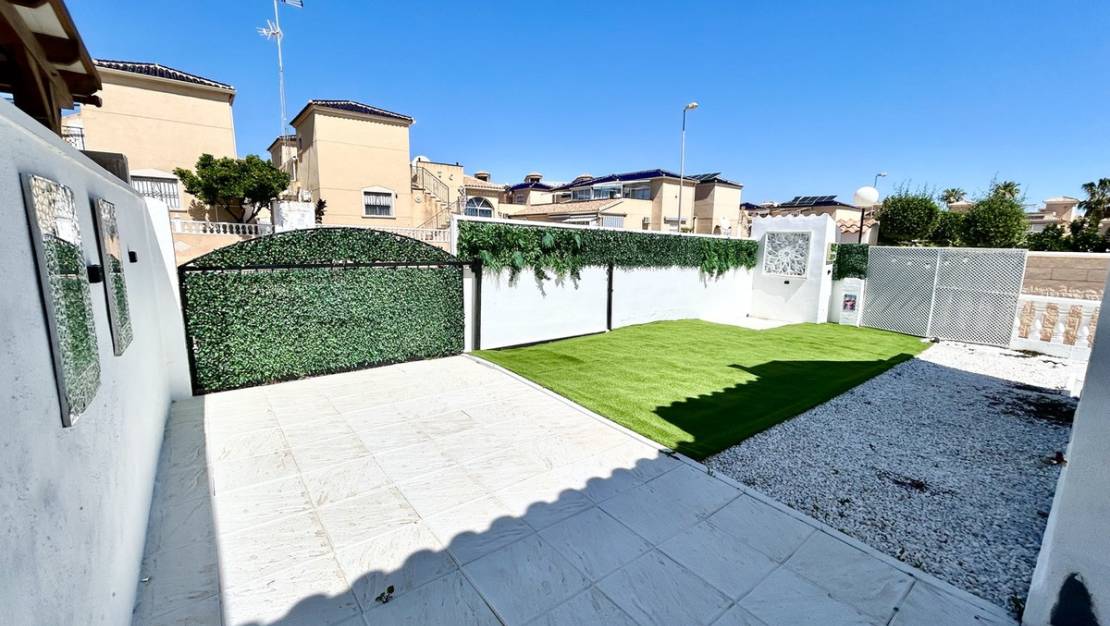 Sale - Town House - Orihuela - Punta Prima