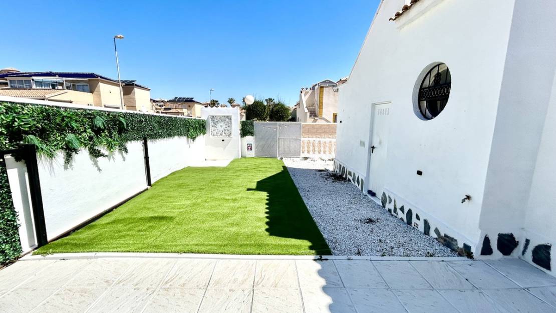 Sale - Town House - Orihuela - Punta Prima