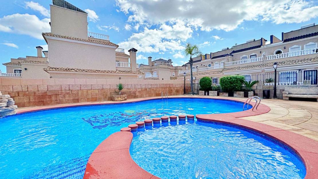 Sale - Town House - Orihuela - Villamartin