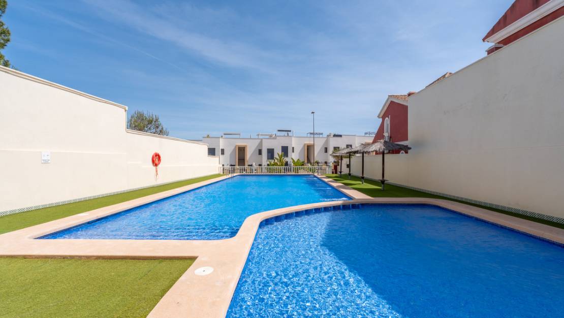 Sale - Town House - Orihuela - Villamartin