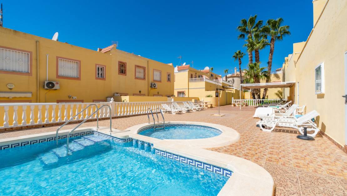 Sale - Town House - Orihuela - Villamartin