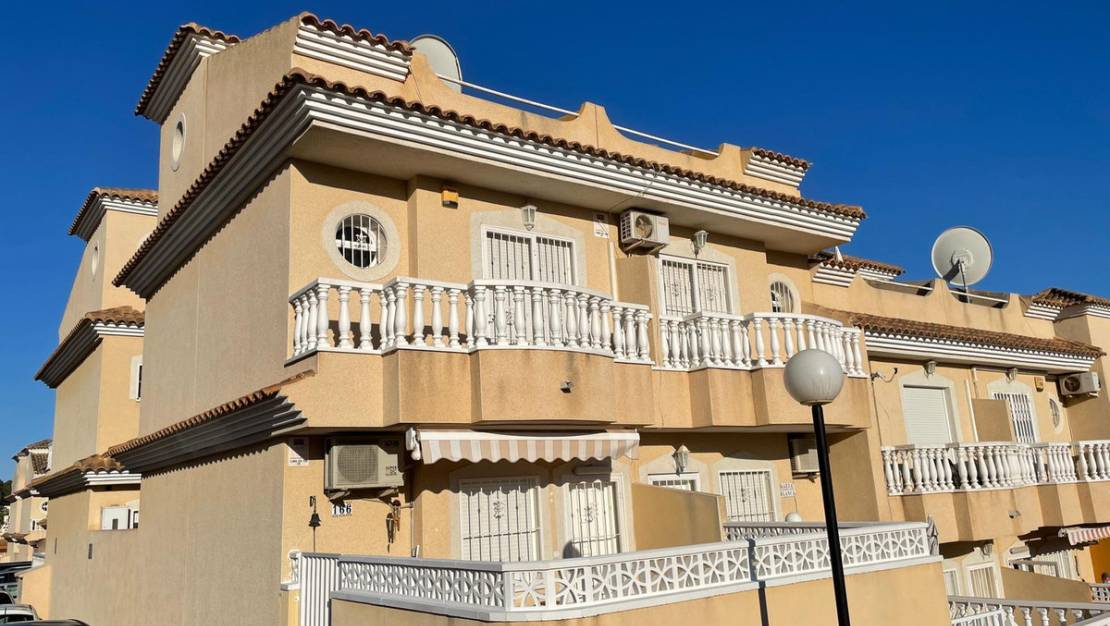 Sale - Town House - Orihuela - Villamartin