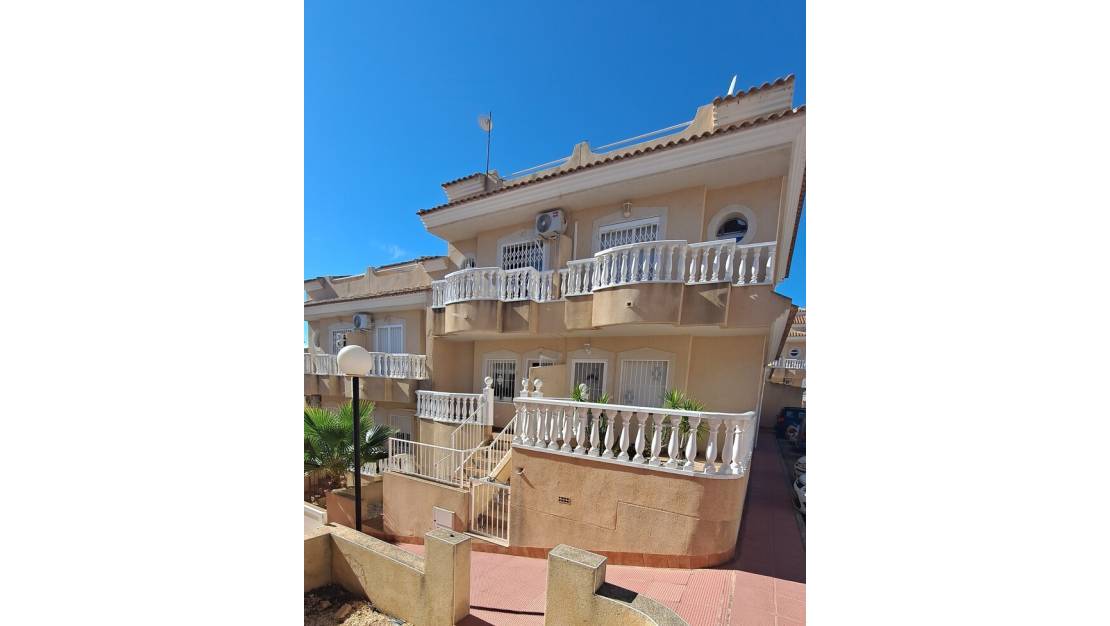 Sale - Town House - Orihuela - Villamartin