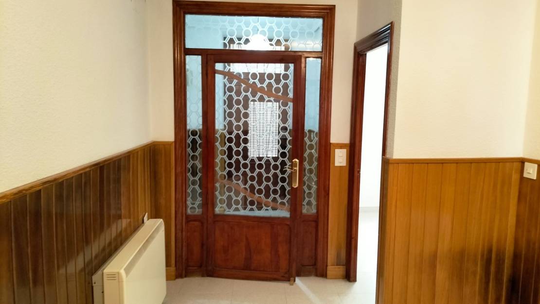 Sale - Town House - Sax - Sax Centro