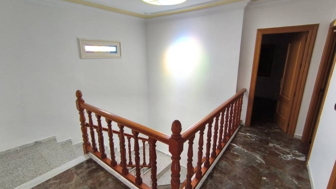 Sale - Town House - Sax - Sax Centro