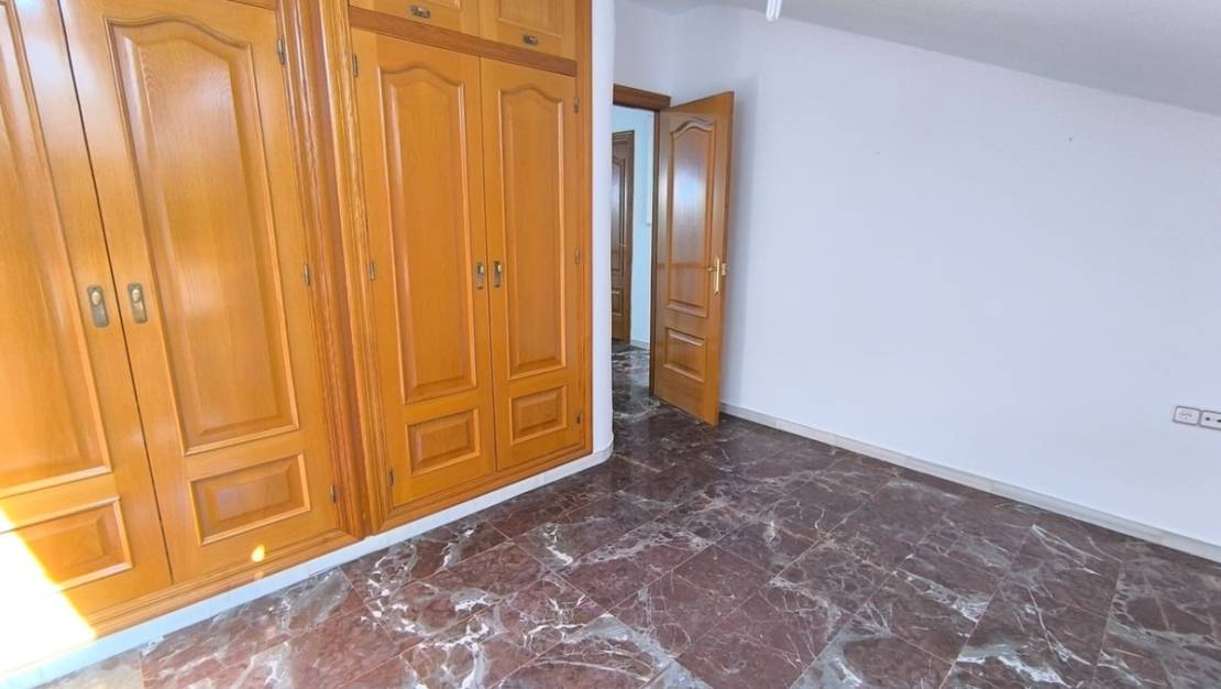 Sale - Town House - Sax - Sax Centro