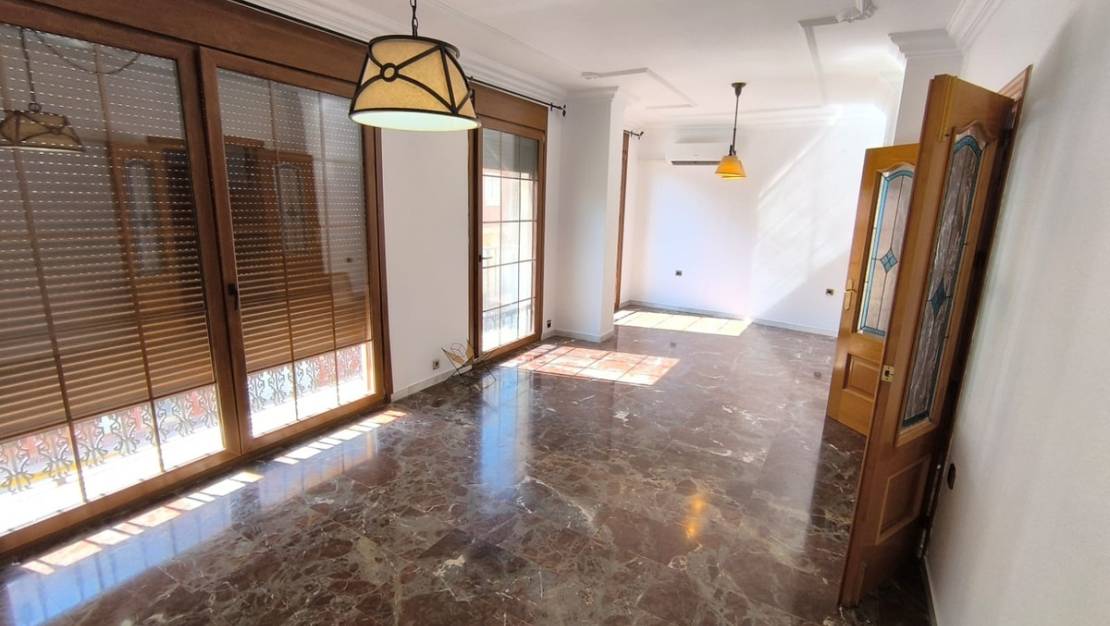 Sale - Town House - Sax - Sax Centro