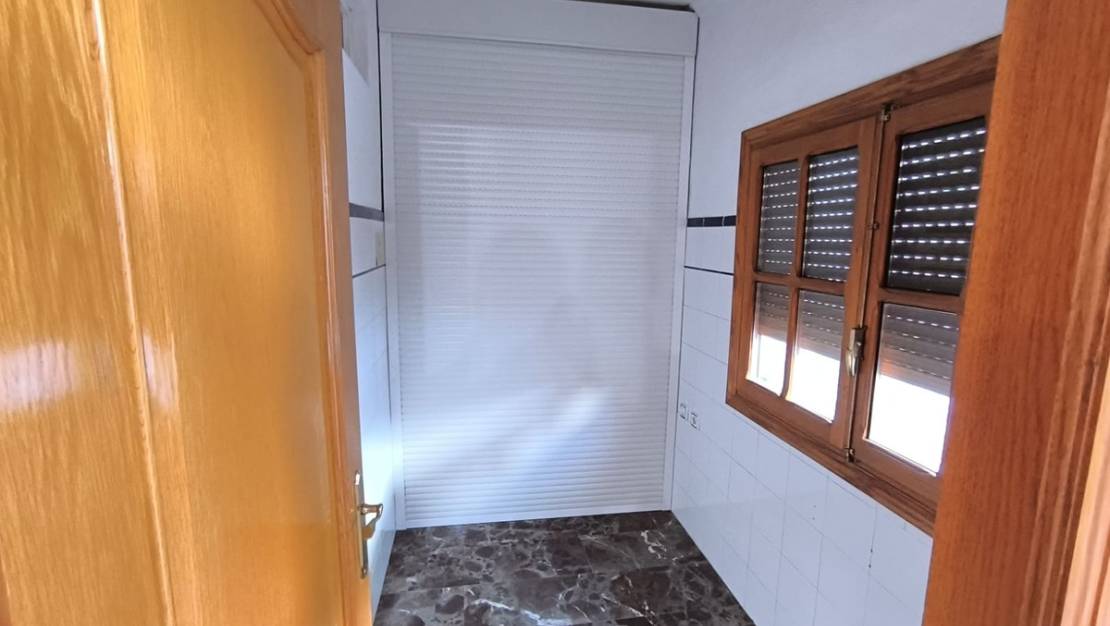 Sale - Town House - Sax - Sax Centro