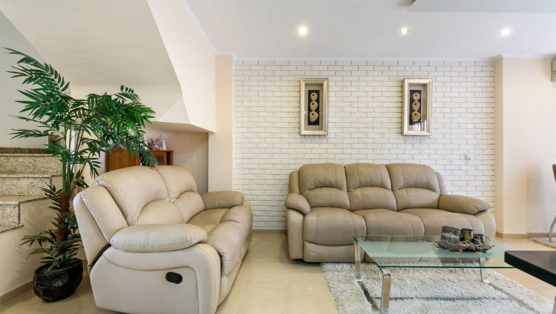 Sale - Town House - Torrevieja - Aguas Nuevas