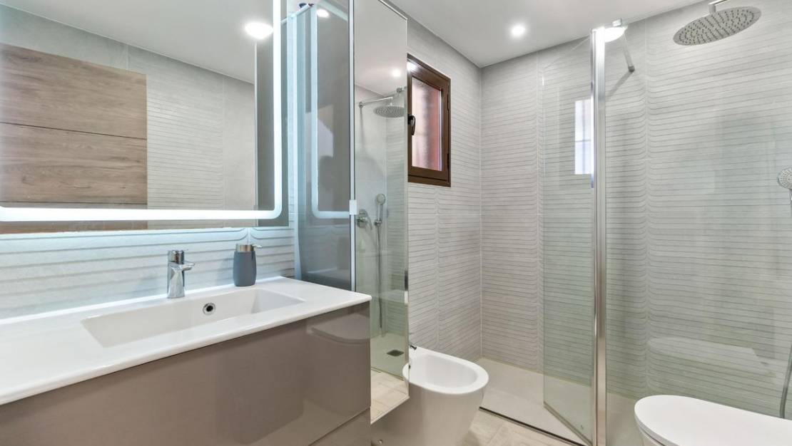 Sale - Town House - Torrevieja - Aguas Nuevas