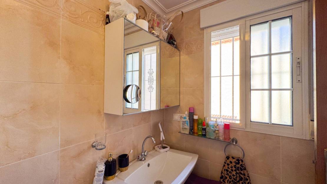 Sale - Town House - Torrevieja - Aguas Nuevas