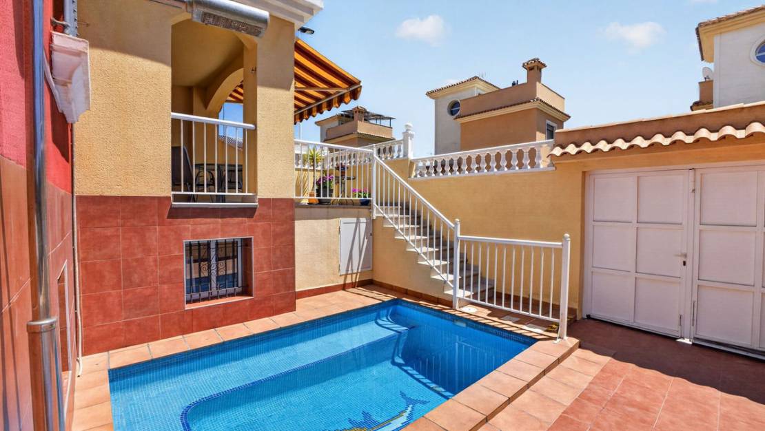 Sale - Town House - Torrevieja - Aguas Nuevas