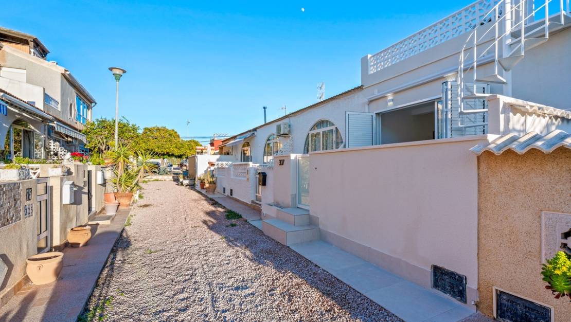 Sale - Town House - Torrevieja - El chaparral