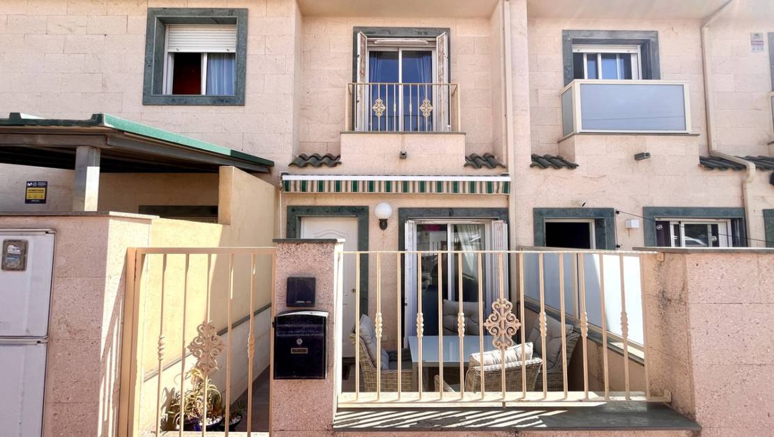 Sale - Town House - Torrevieja - La Mata